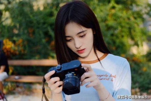 娱乐吃瓜姐鞠婧祎,从四千年美女到娱乐吃瓜姐的逆袭之路”