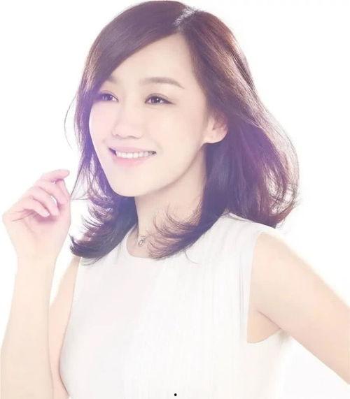 娱乐吃瓜薛佳凝微博,46岁女神甜蜜现身，与胡歌旧情终成佳话？”