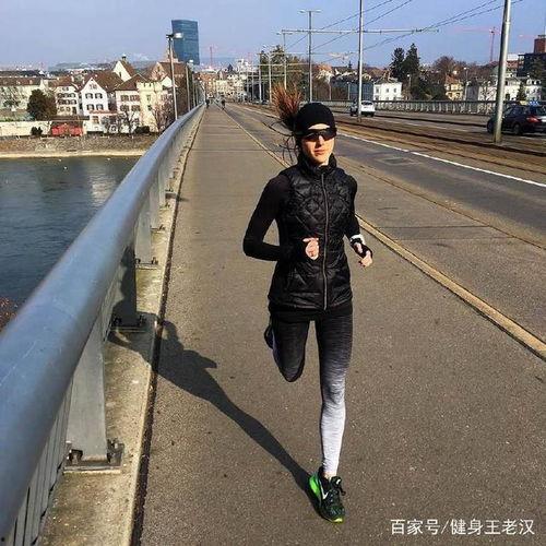 娱乐吃瓜酱是怎么表现的,揭秘娱乐圈幕后风云的“瓜王”风采